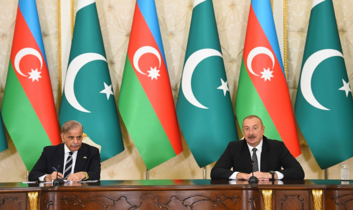  Ilham Aliyev et Shehbaz Sharif font des déclarations à la presse - Photos