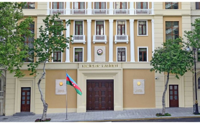 İxtisaslaşmış podratçılarla bağlı qayda təsdiqləndi