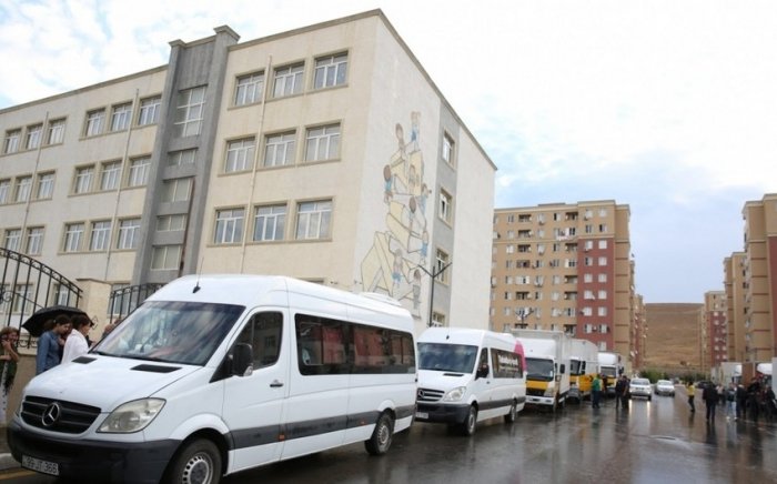  Daha bir neçə ailə Laçın şəhərinə yola salınıb 