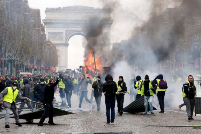 France deploys armored vehicles as police fail to contain demonstrators