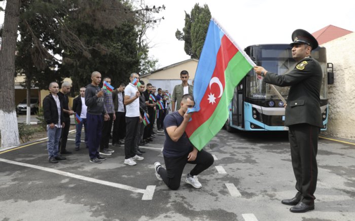 Hərbi xidmətə növbəti çağırış başlayıb