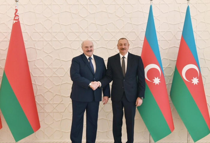   Präsident Ilham Aliyev: Aserbaidschan und Weißrussland sind durch enge traditionelle Freundschaftsbande miteinander verbunden  