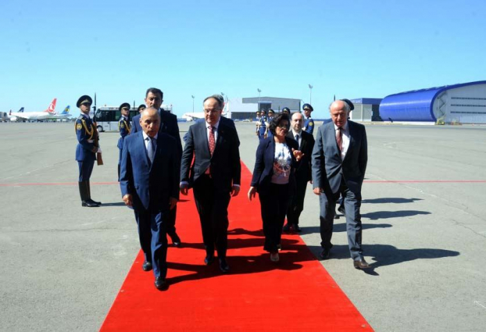   Albanian President arrives in Azerbaijan for official visit  