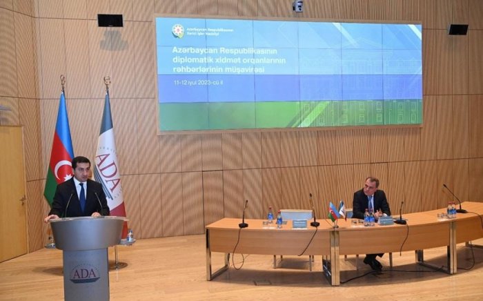 Diplomatik xidmət orqanlarının rəhbərlərinin VIII müşavirəsi öz işinə başlayıb  
