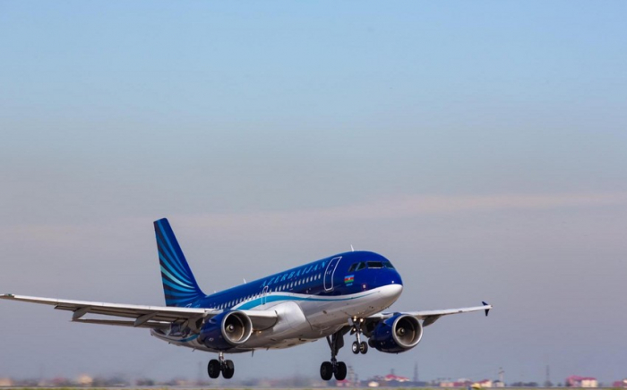    Təyyarə Bakı aeroportuna məcburi eniş edib   
