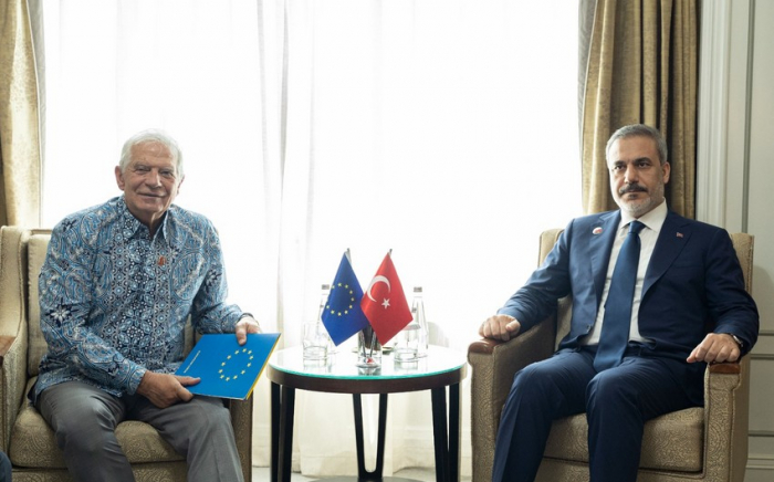     EU-Beamter:   „Ich freue mich auf eine konstruktive Zusammenarbeit mit der Türkei“   - FOTO    