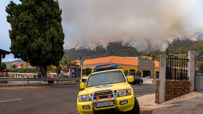   Mehr als 4000 Menschen auf La Palma evakuiert  