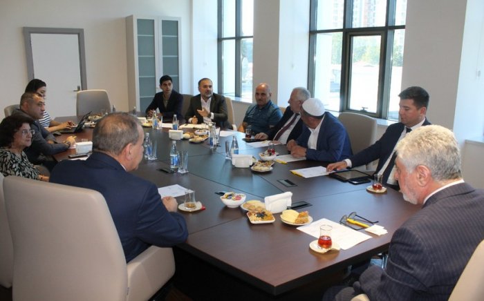    İTV-nin Yayım Şurasına yeni sədr seçilib  
   