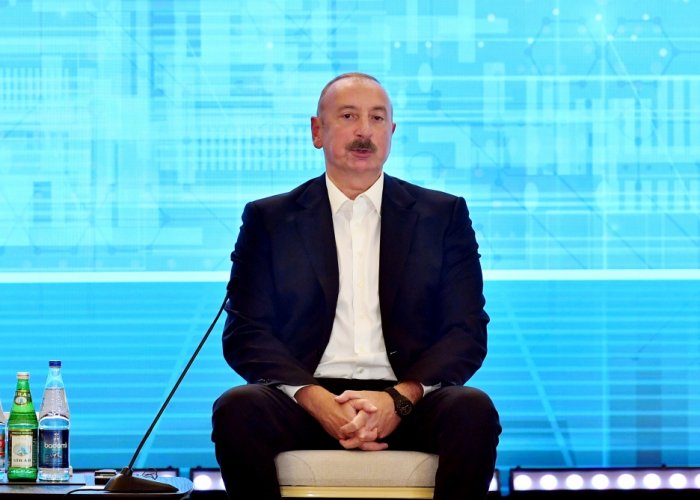       Prezident:    "Nəvələrim, övladlarım sosial mediada gördüklərini mənə deyir”    