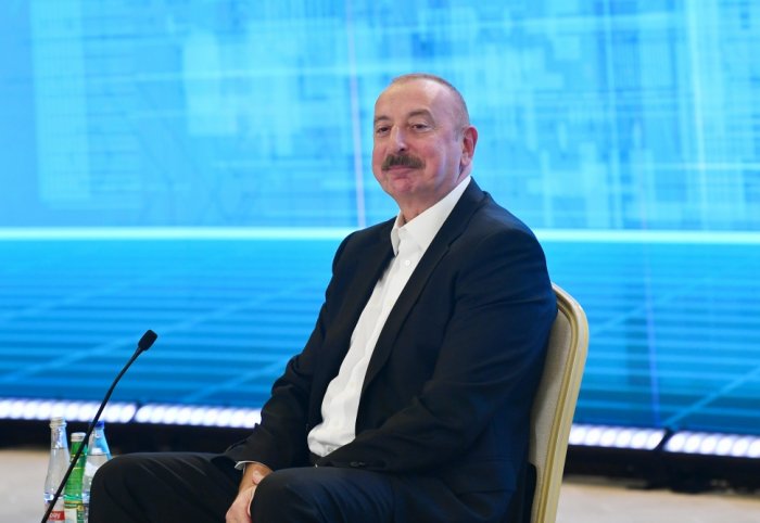    Prezident Qlobal Media Forumunun müntəzəm keçirilməsini təklif edib  
   