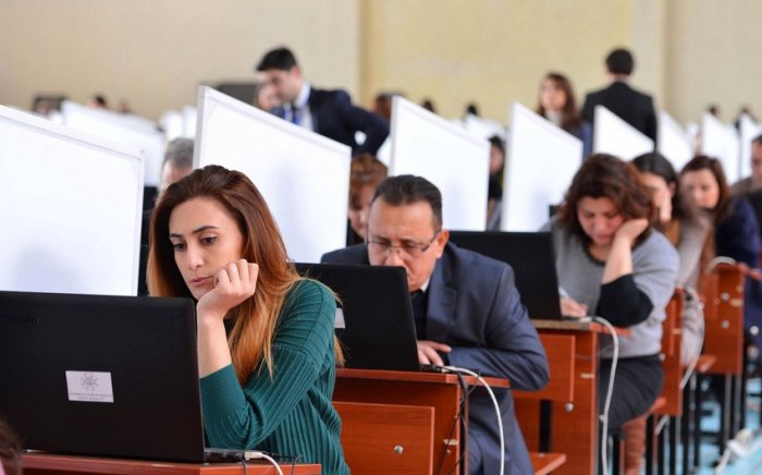    Dövlət qulluğunda rəhbər vəzifələr üzrə imtahan keçirilib    