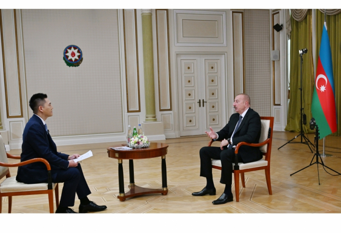   Präsident Ilham Aliyev gab dem Medienunternehmen China Media Group ein Interview  