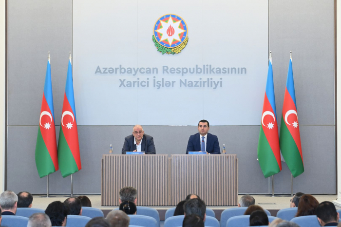 Diplomatic corps accredited in Azerbaijan updated about region