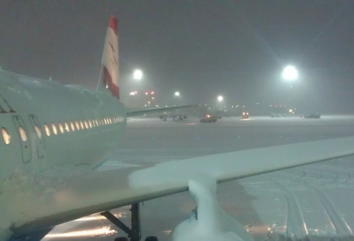    ABŞ-da fırtına:    730 aviareys təxirə salınıb