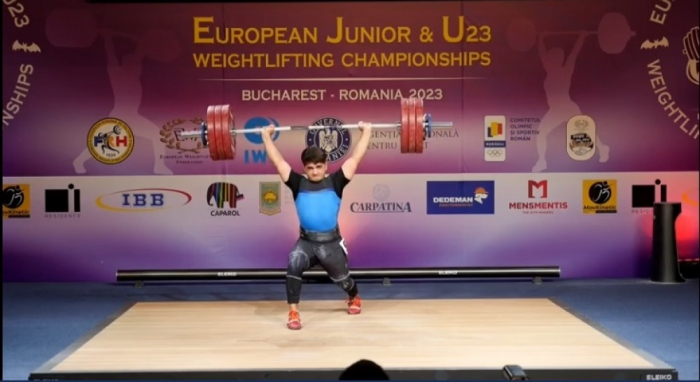 Azerbaijan`s weightlifter clinches European silver in Bucharest