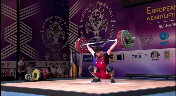 Azerbaijan`s weightlifter takes European gold