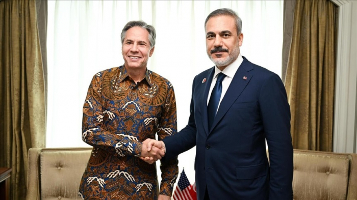 Turkish foreign minister, US secretary of state meet in Indonesia