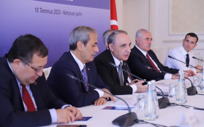    "Ermənistanın Arazdəyəndə metallurgiya zavodu inşa etməsi böyük cinayətdir"   