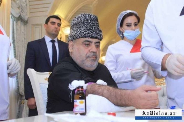    Şeyx qan verib     
