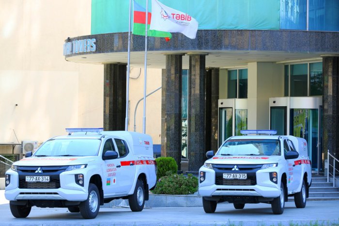 Yaponiya Azərbaycana təcili yardım maşınları verib  
