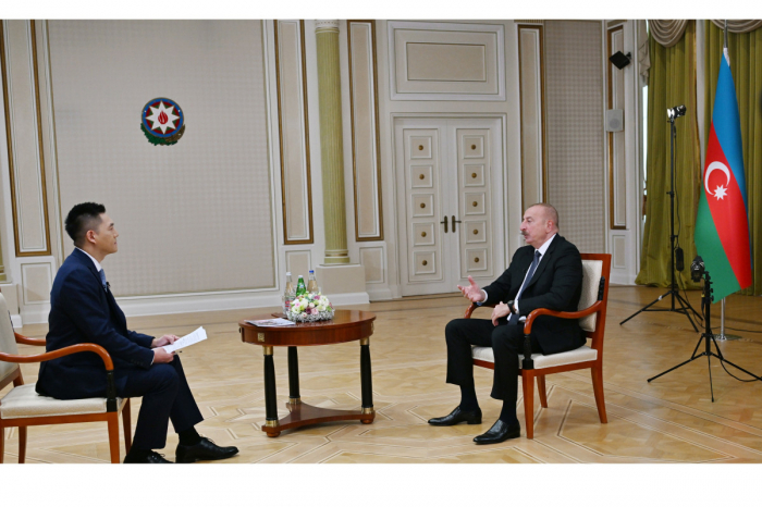  Le président Ilham Aliyev a accordé une interview au "China Media Group" 