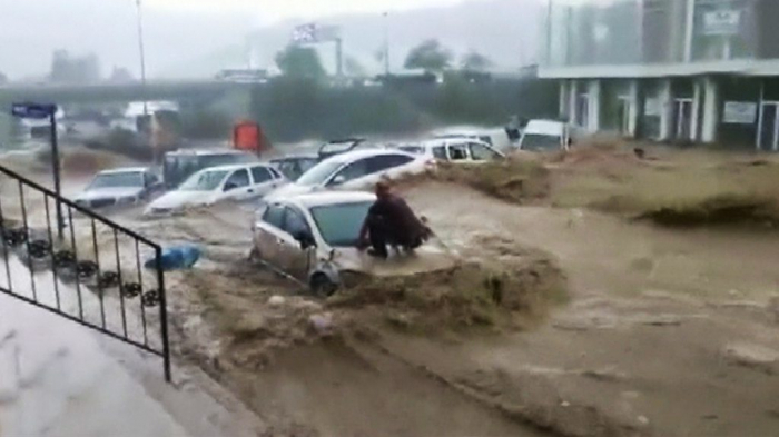 Sistan və Bəlucistanda yaşanan daşqınlar infrastrukturu dağıdır