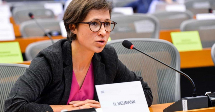 Hanna Nyumandan Tehrana cavab:  “Davam edəcəyəm” 