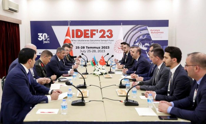 Azərbaycanın müdafiə naziri “IDEF-23” sərgisinin açılış mərasimində iştirak edib  
