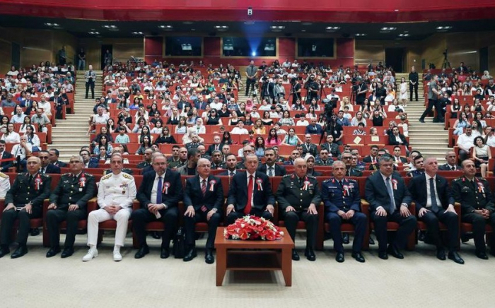   In der Türkei wurden den aserbaidschanischen Militärangehörigen Diplome überreicht  