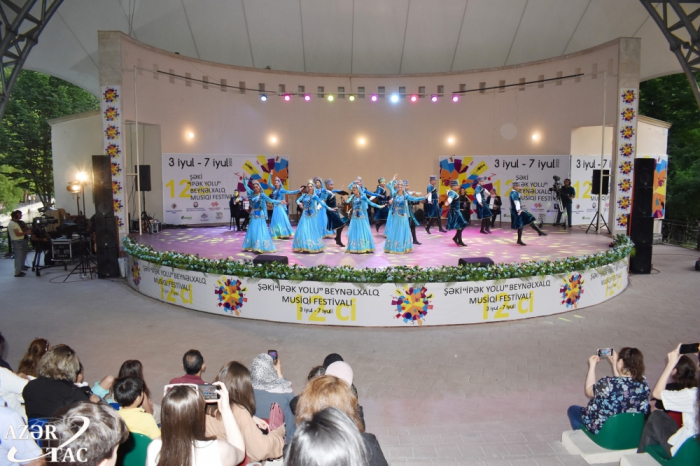 Le XIIe Festival international de musique « La Route de la soie » se termine à Chéki