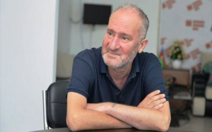    Səbuhi Məmmədli süni tənəffüs aparatına qoşulub     
