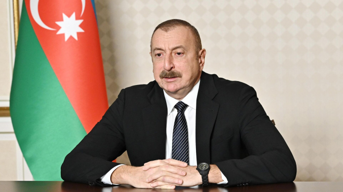   Ilham Aliyev recibió al director general de Total Energies  