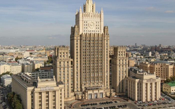     Russisches Außenministerium:   „Westliche Länder erpressen Armenien mit schmutzigen Methoden“  