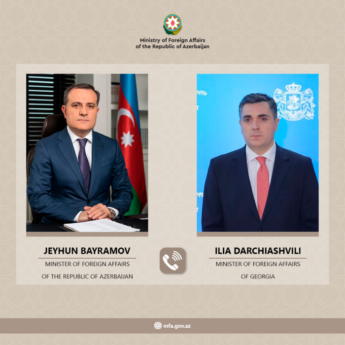   Azerbaijani, Georgian FMs hold phone talks   