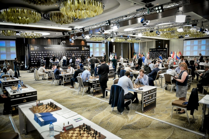 Azerbaijani players to face tiebreaks at FIDE World Chess Cup