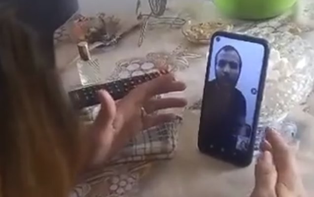  Erməni əsirliyində olan Aqşin anasına zəng etdi -  VİDEO
  