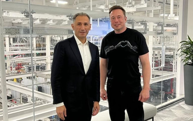  Azerbaijan, Elon Musk talk satellites launch 