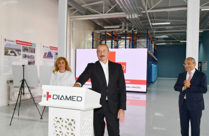   Präsident Ilham Aliyev nimmt an der Eröffnung des Diamed-Pharmawerks in Baku teil  