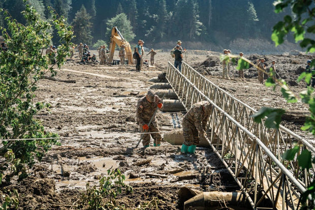 Gürcüstanda fəlakət qurbanlarının sayı  26-ya çatdı 