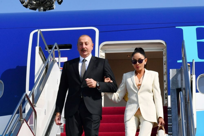   Präsident Ilham Aliyev und First Lady Mehriban Aliyeva treffen in Ungarn ein  
