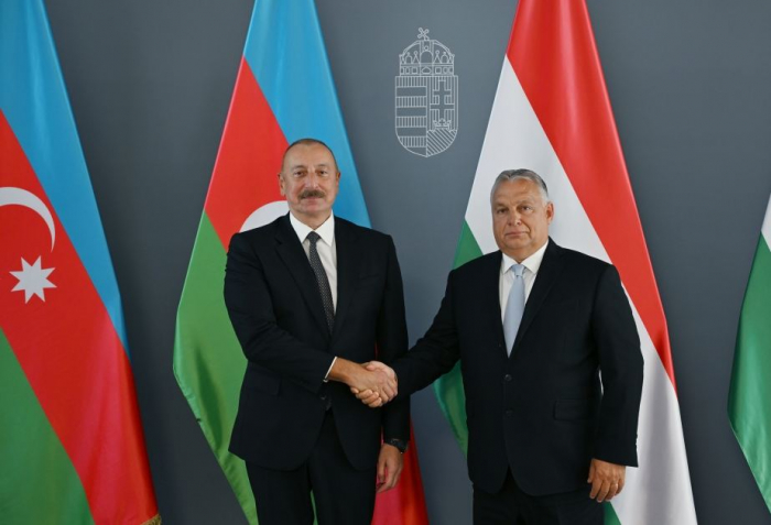  President Ilham Aliyev holds meeting with Prime Minister of Hungary Viktor Orban in Budapest 