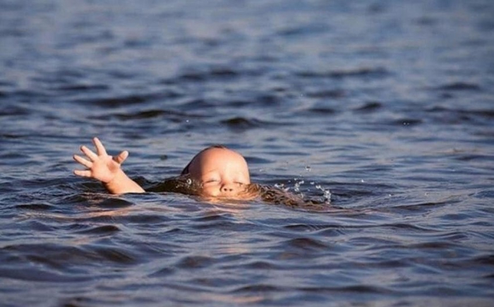 Kürdə batan uşağın axtarışları davam edir