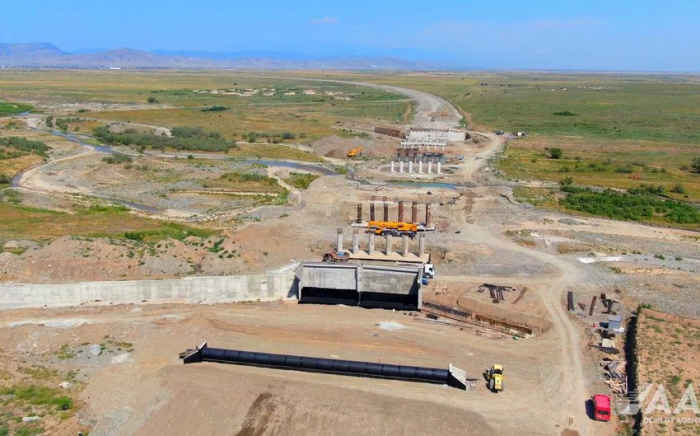   Bau der Autobahn Aghdam-Füzuli geht zügig voran   - VIDEO    