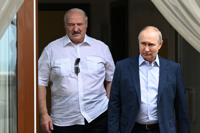  Putin Lukaşenkonun doğum gününü təbrik etdi 