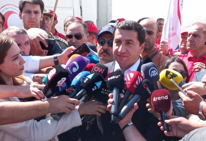    "Erməni əsilli sadə sakinlər qanunsuz hərbi xuntanın əsarəti altındadırlar" -    Hikmət Hacıyev      