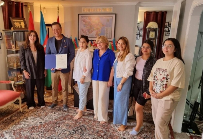 Member of Legislative Assembly of Ontario visits Azerbaijani House in Toronto