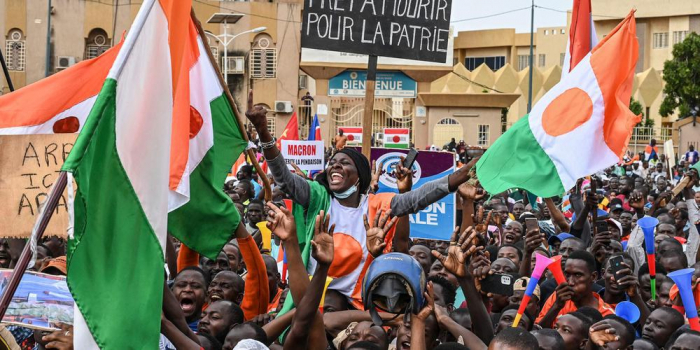 Niger: Le pouvoir militaire donne 48 heures à l’ambassadeur français pour quitter son territoire