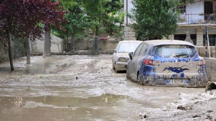 Deux morts et 16 disparus dans une coulée de boue en Chine