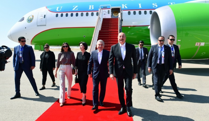  President of Uzbekistan Shavkat Mirziyoyev arrives in Azerbaijan