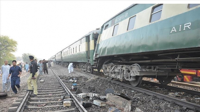 Le bilan des victimes du déraillement d’un train s’alourdit à 22 morts au Pakistan